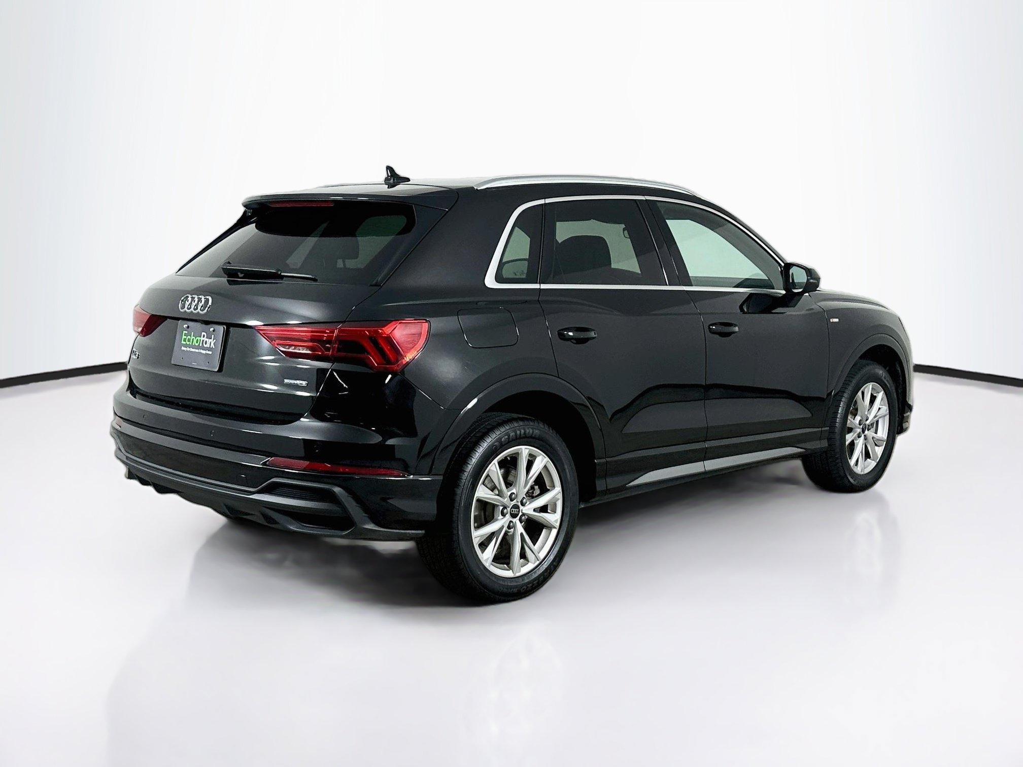 Used 2025 Audi Q3 2.0T Premium AWD/4WD image 9