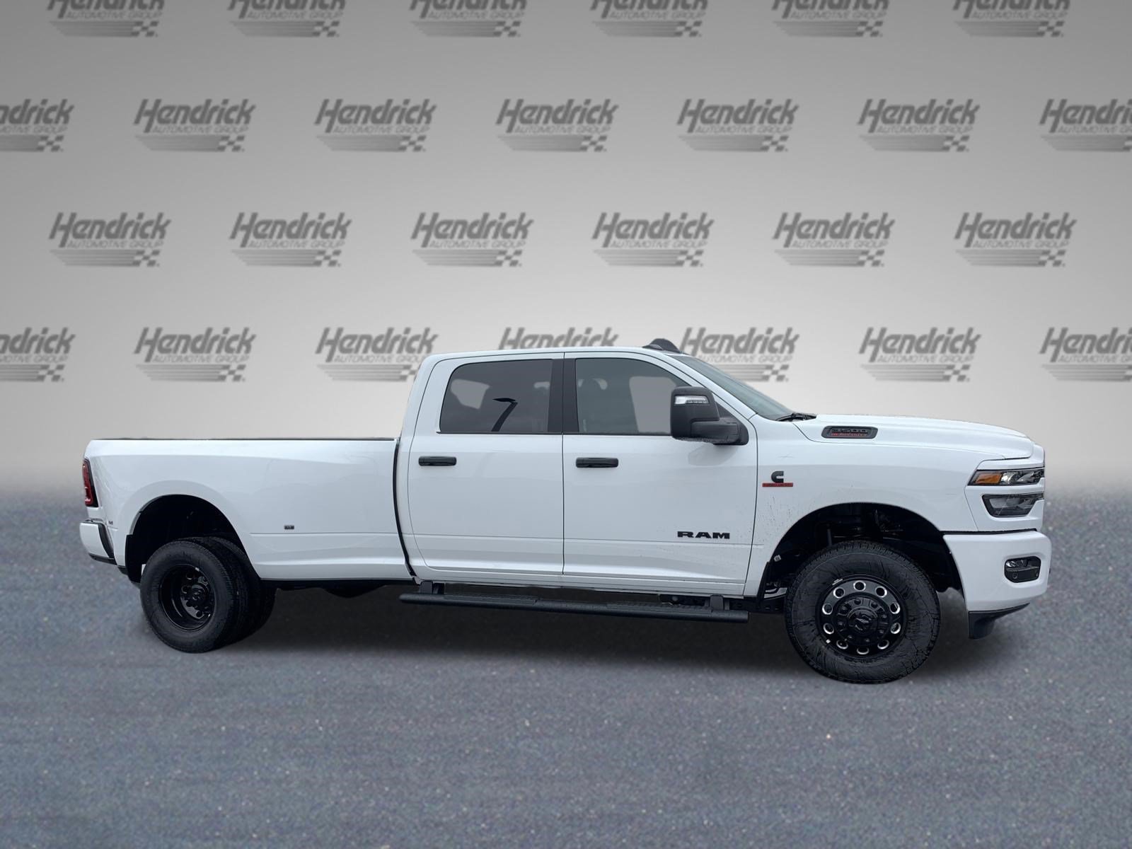 New 2026 RAM 3500 Big Horn AWD/4WD image 9