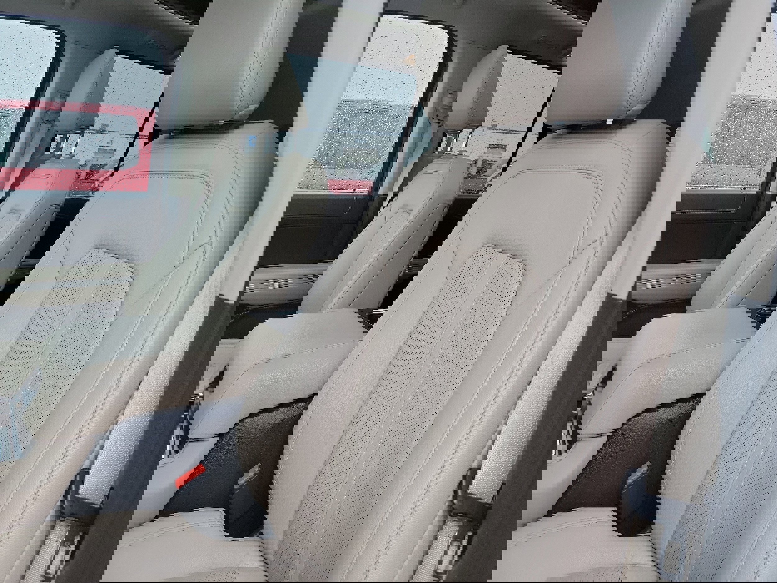 Certified 2023 Ford Expedition Limited image 18