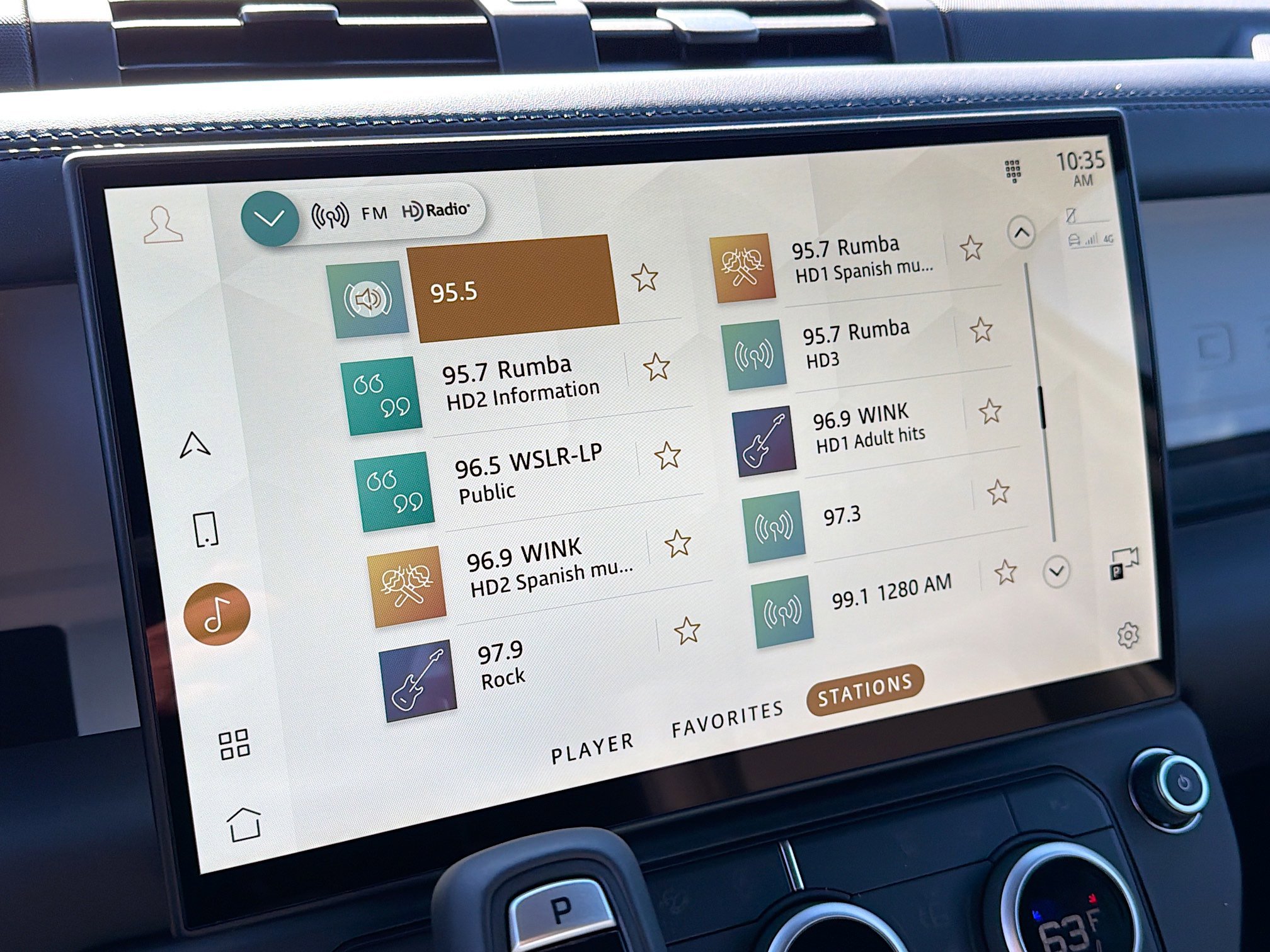 New 2026 Land Rover Defender 110 S image 31