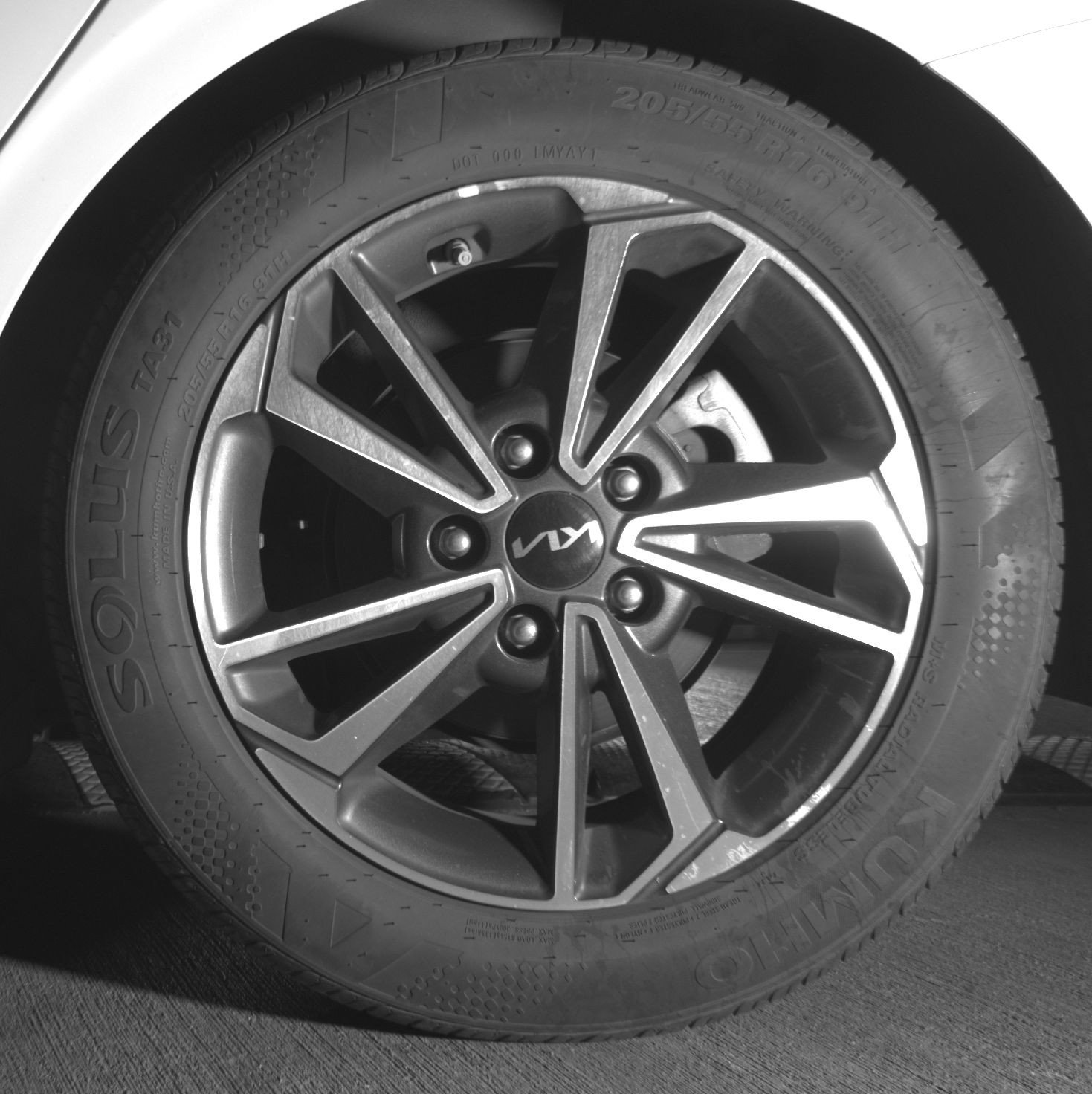 Used 2024 Kia Forte LXS image 19