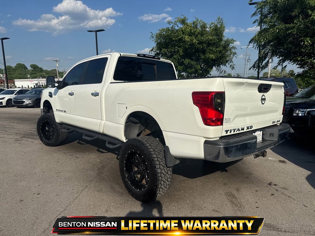 Used 2018 Nissan Titan SV AWD/4WD image 6
