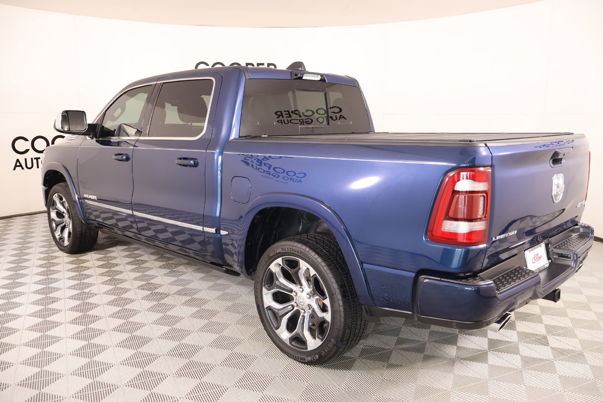 Used 2023 RAM 1500 Limited AWD/4WD image 23