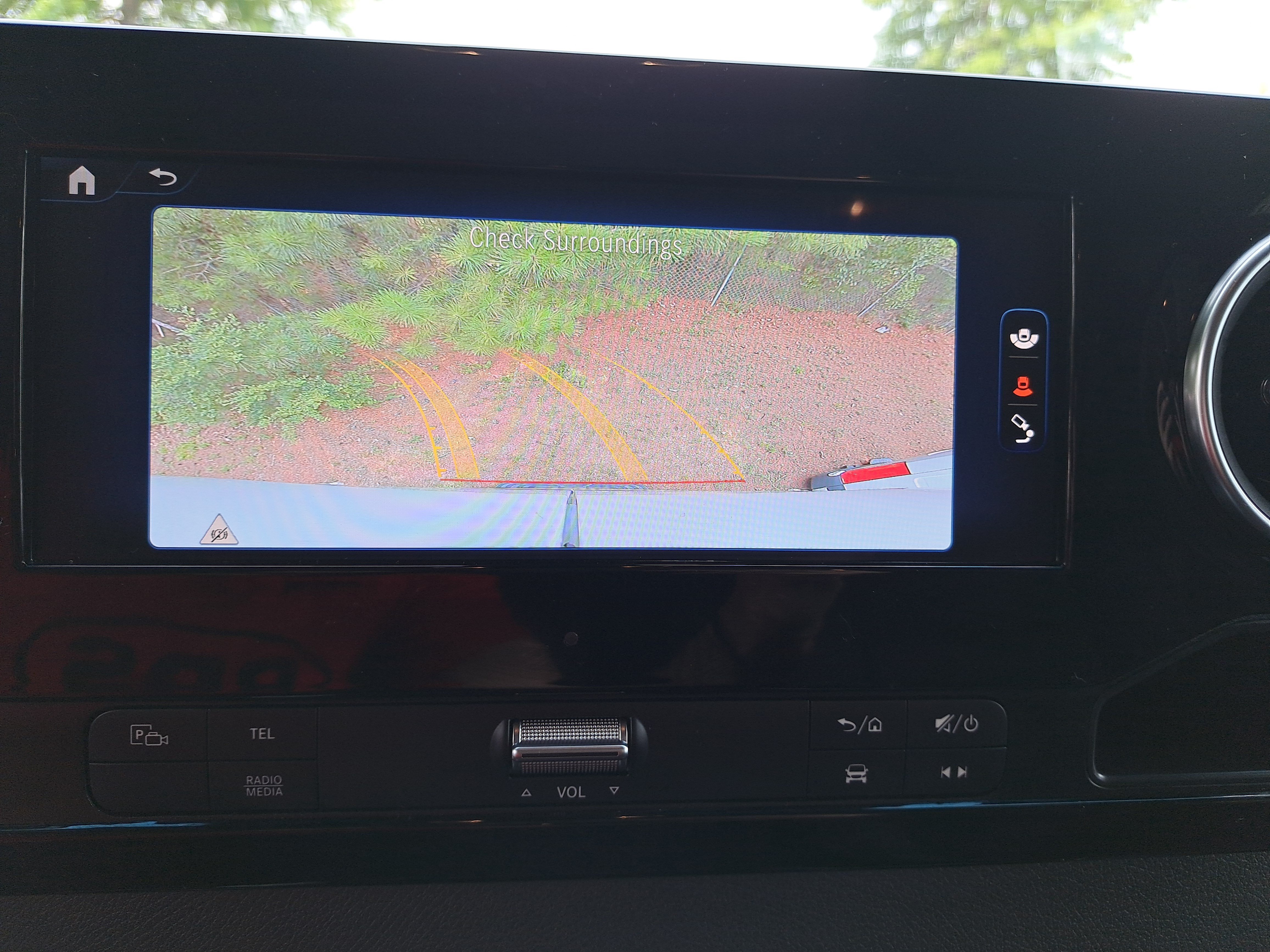 Used 2024 Mercedes-Benz eSprinter 170 Cargo image 25