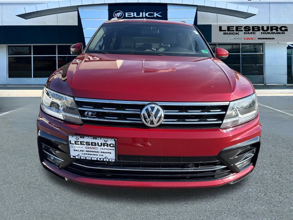 Used 2018 Volkswagen Tiguan SEL image 2