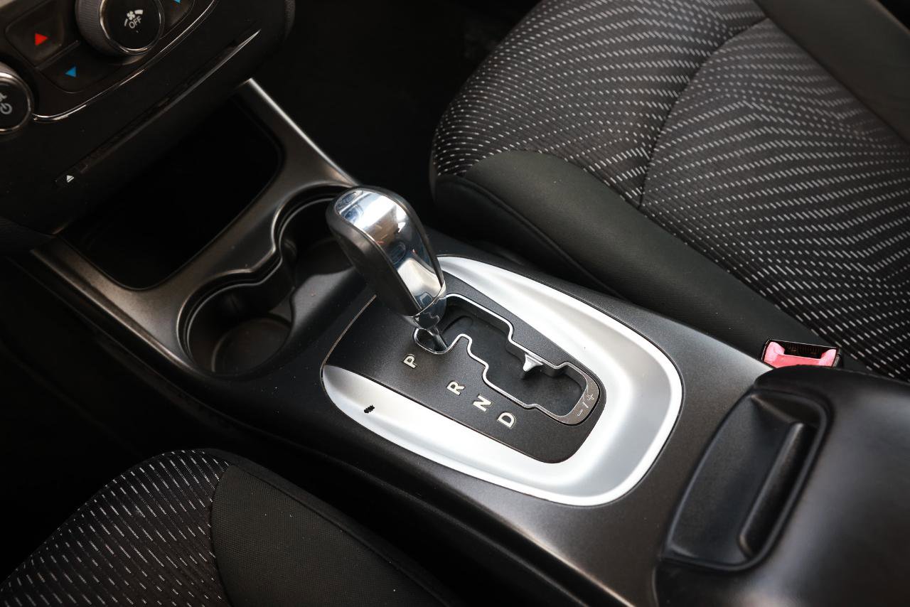 Used 2012 Dodge Journey SXT w/ Flexible Seating Group image 39