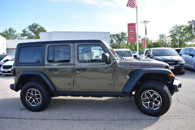 Used 2026 Jeep Wrangler Unlimited Rubicon AWD/4WD image 9