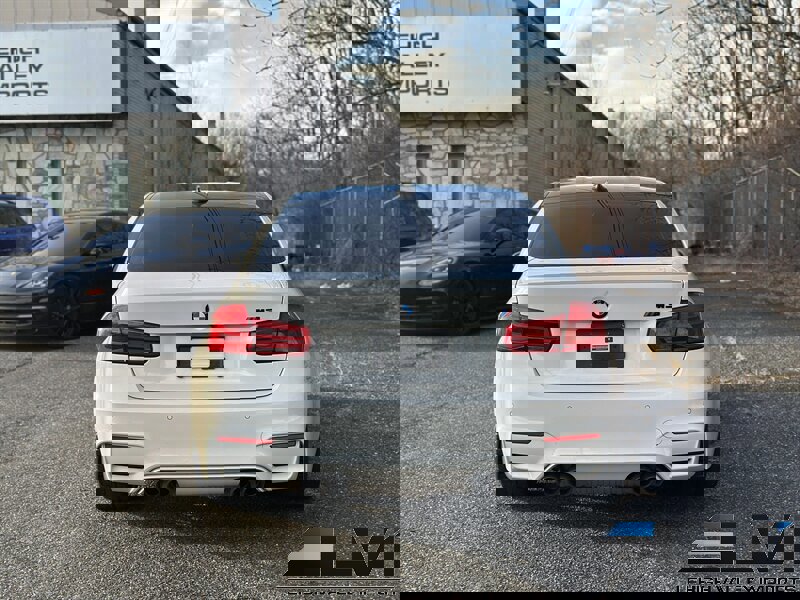 Used 2018 BMW M3 w/ Competition Package image 10