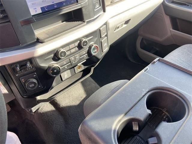Used 2025 Ford F250 XLT image 29