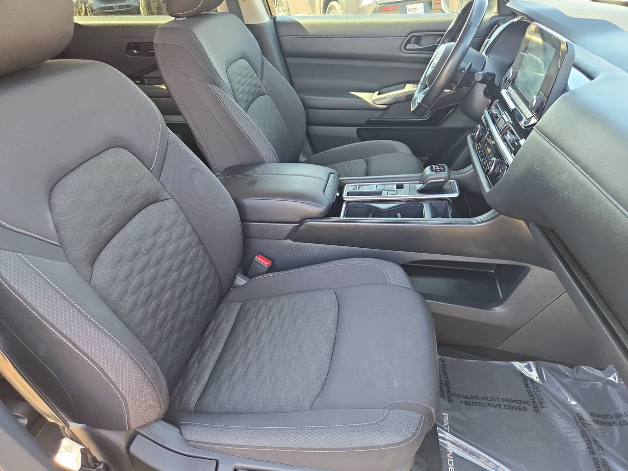Certified 2025 Nissan Pathfinder SV FWD image 10