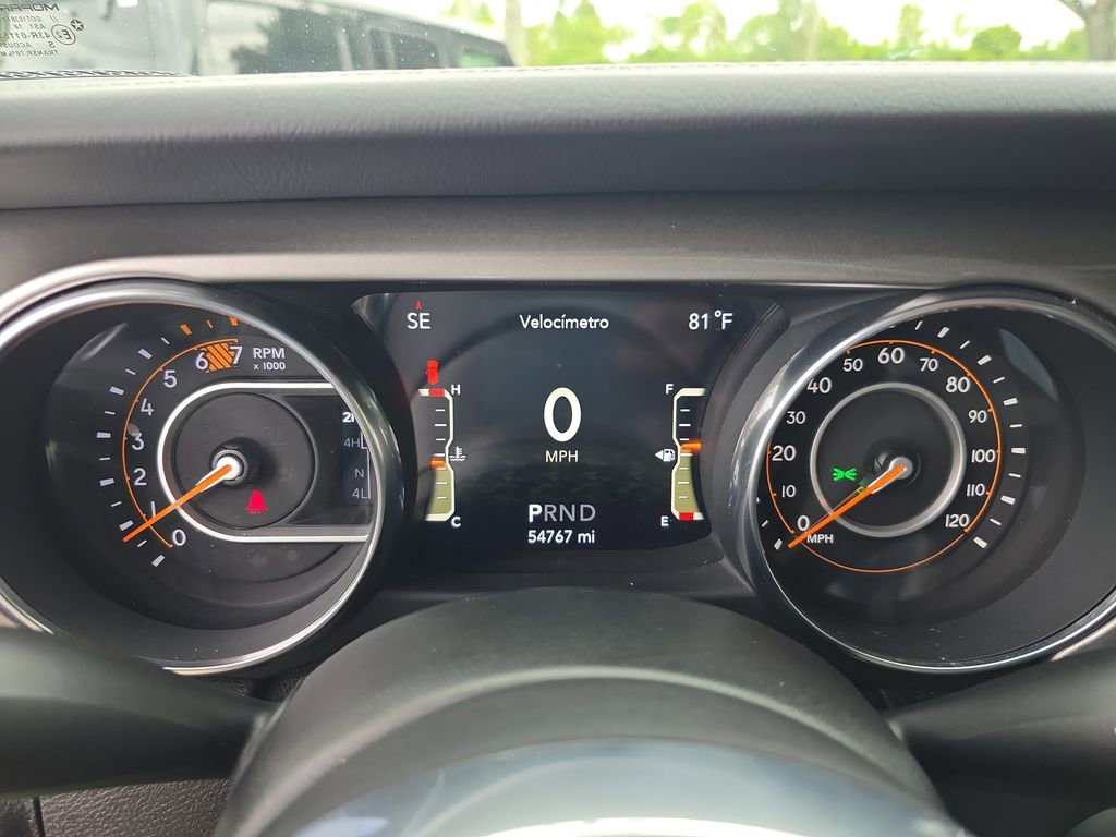 Used 2019 Jeep Wrangler Unlimited Sahara w/ LED Lighting Group image 20