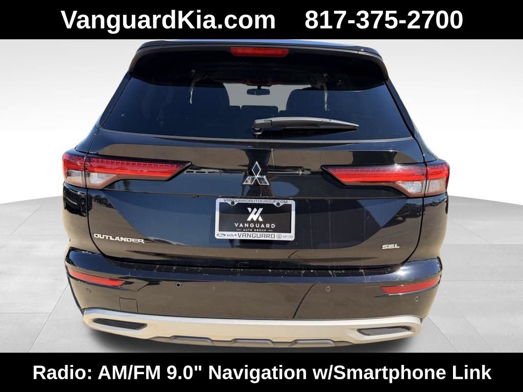 Used 2024 Mitsubishi Outlander SEL image 3