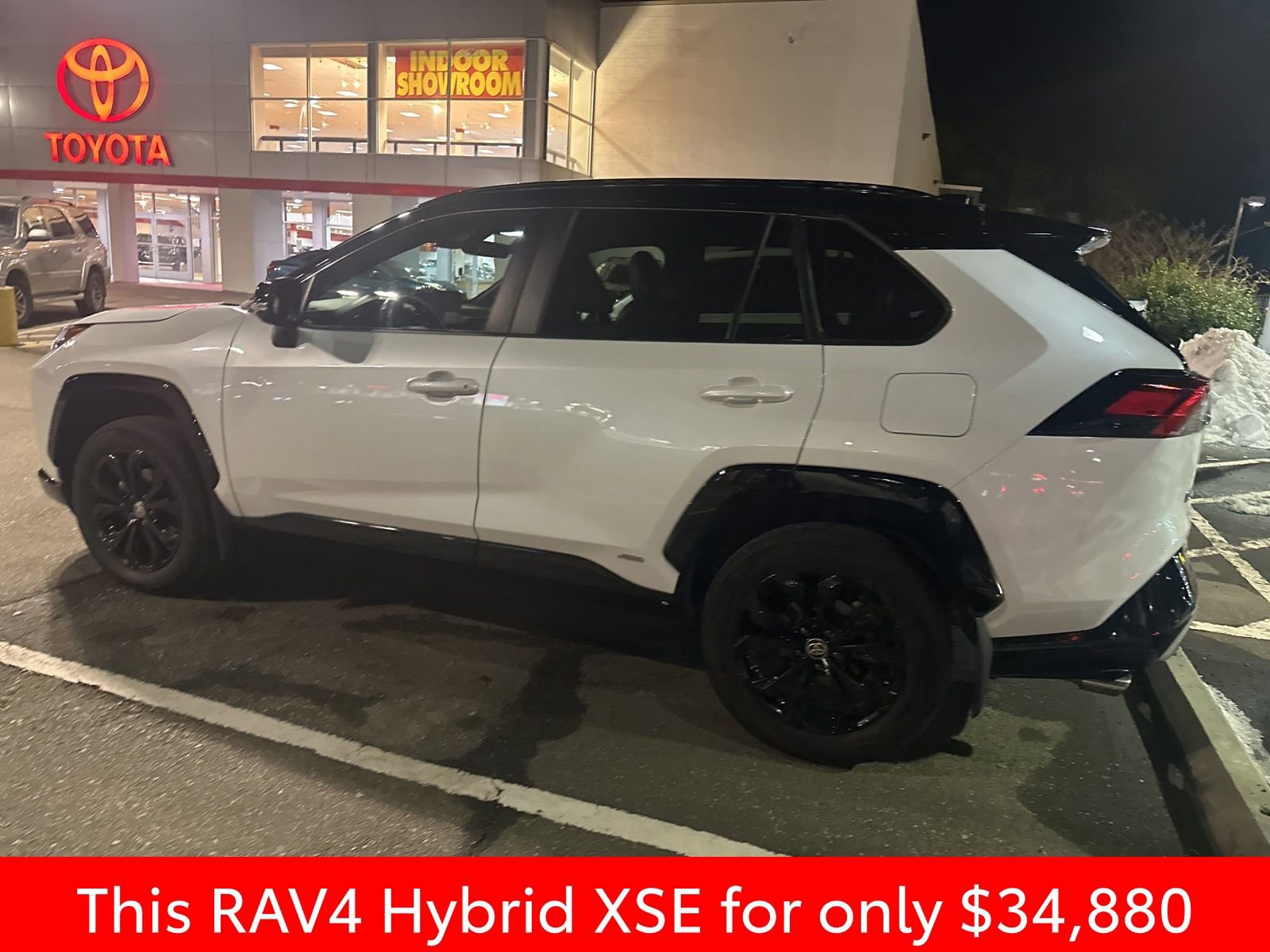 Used 2024 Toyota RAV4 XSE image 15