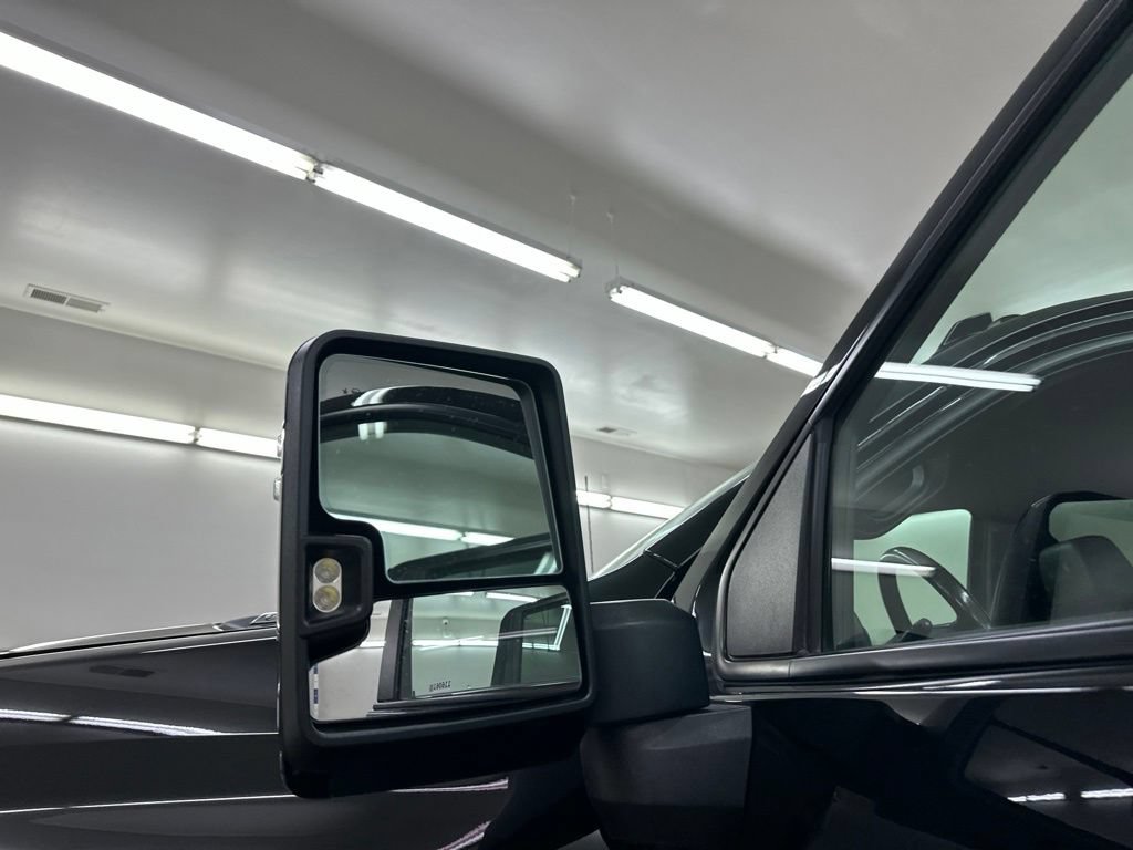 Used 2022 Chevrolet Silverado 2500 LTZ w/ Carhartt Edition AWD/4WD image 19