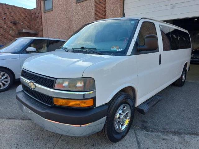 Used 2014 Chevrolet Express 3500 LT w/ LT Preferred Equipment Group RWD image 2