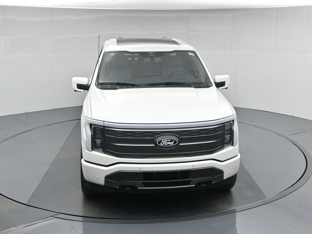 New 2025 Ford F150 Lightning Lariat w/ Max Trailer Tow Package image 36