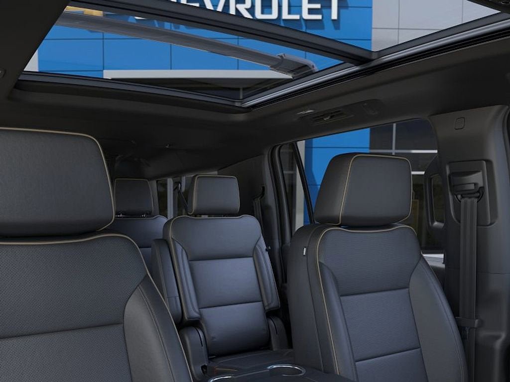 New 2026 Chevrolet Suburban Premier AWD/4WD image 25