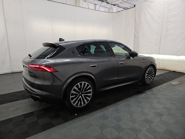 Used 2023 Maserati Grecale Modena AWD/4WD image 4