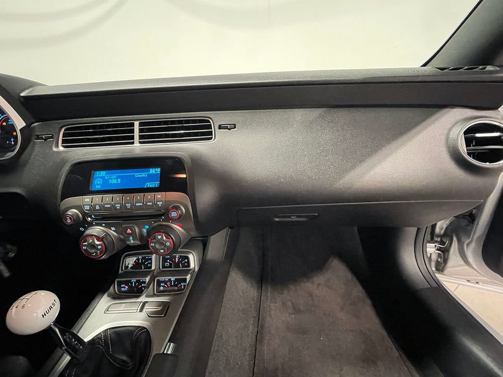 Used 2010 Chevrolet Camaro LT RWD image 49