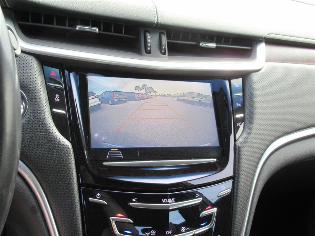 Used 2019 Cadillac XTS Luxury image 22