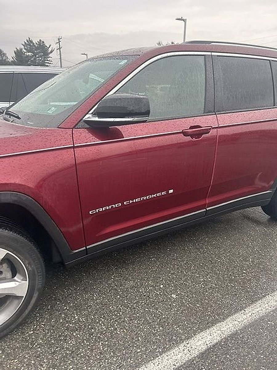 Used 2021 Jeep Grand Cherokee L Limited AWD/4WD image 6