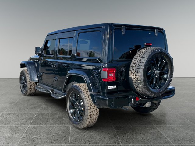 Used 2021 Jeep Wrangler Unlimited Sahara AWD/4WD image 4
