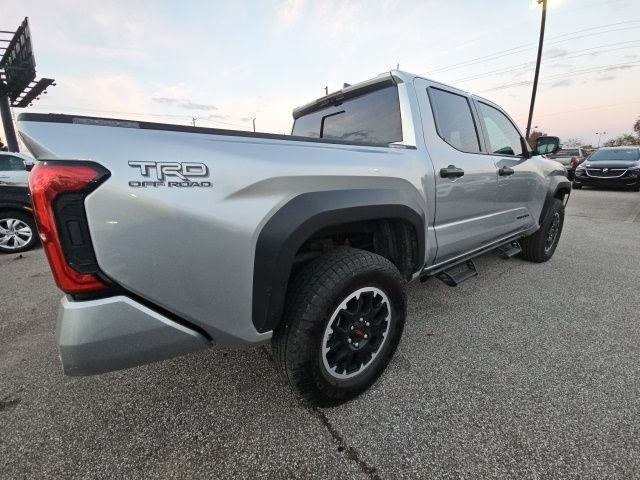 Used 2025 Toyota Tacoma TRD Off-Road image 32