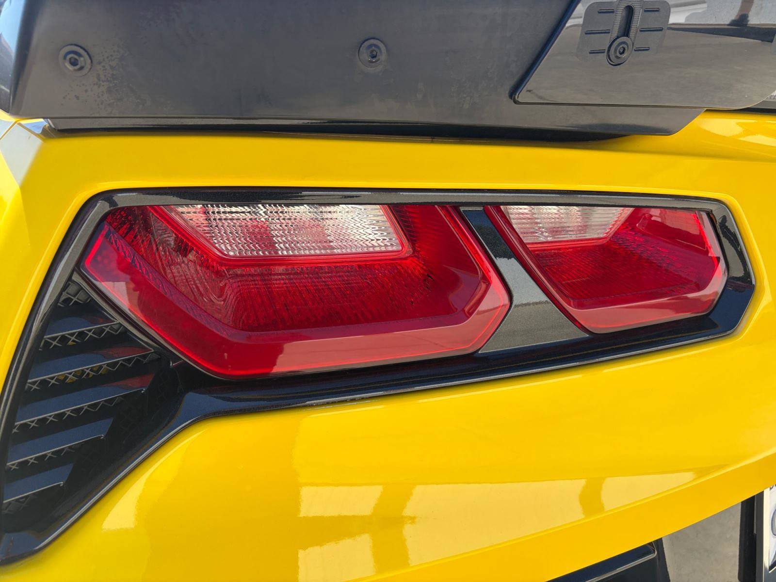 Used 2015 Chevrolet Corvette Stingray Coupe w/ ZF1 Appearance Package image 18