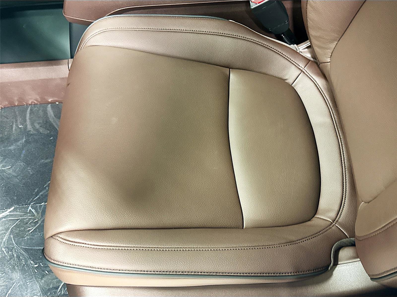 New 2026 Honda Odyssey Touring image 18