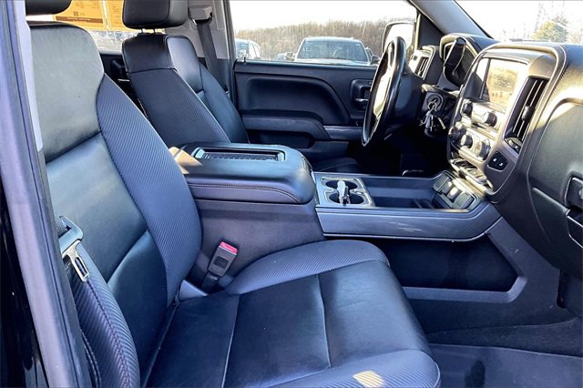 Used 2018 GMC Sierra 1500 SLT w/ Black Pack image 10