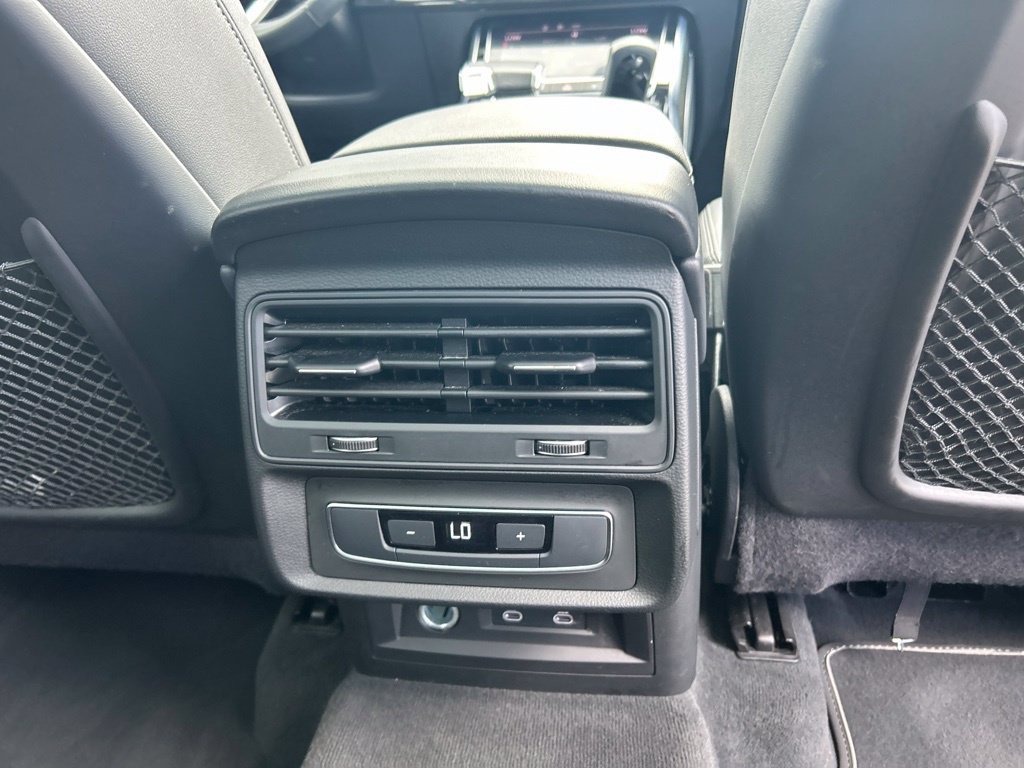 Used 2025 Audi Q7 3.0T Premium Plus AWD/4WD image 29