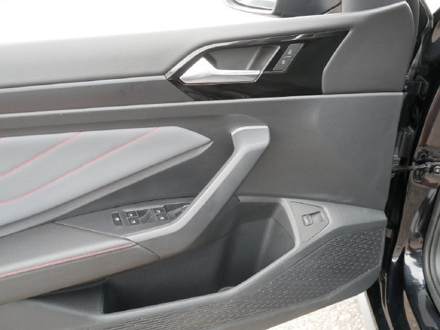 Certified 2025 Volkswagen Jetta GLI Autobahn FWD image 16