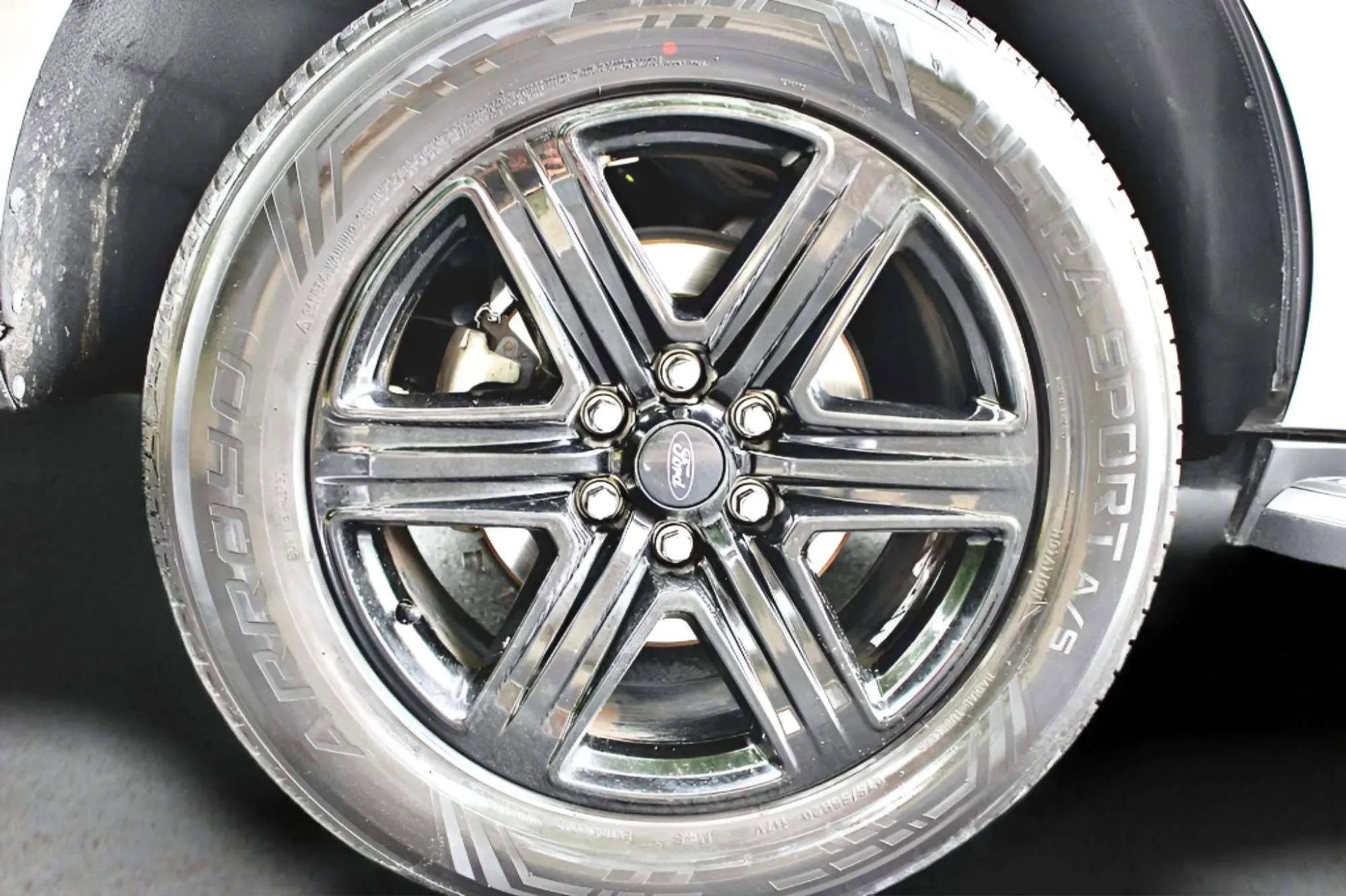 Used 2021 Ford Expedition XLT image 38