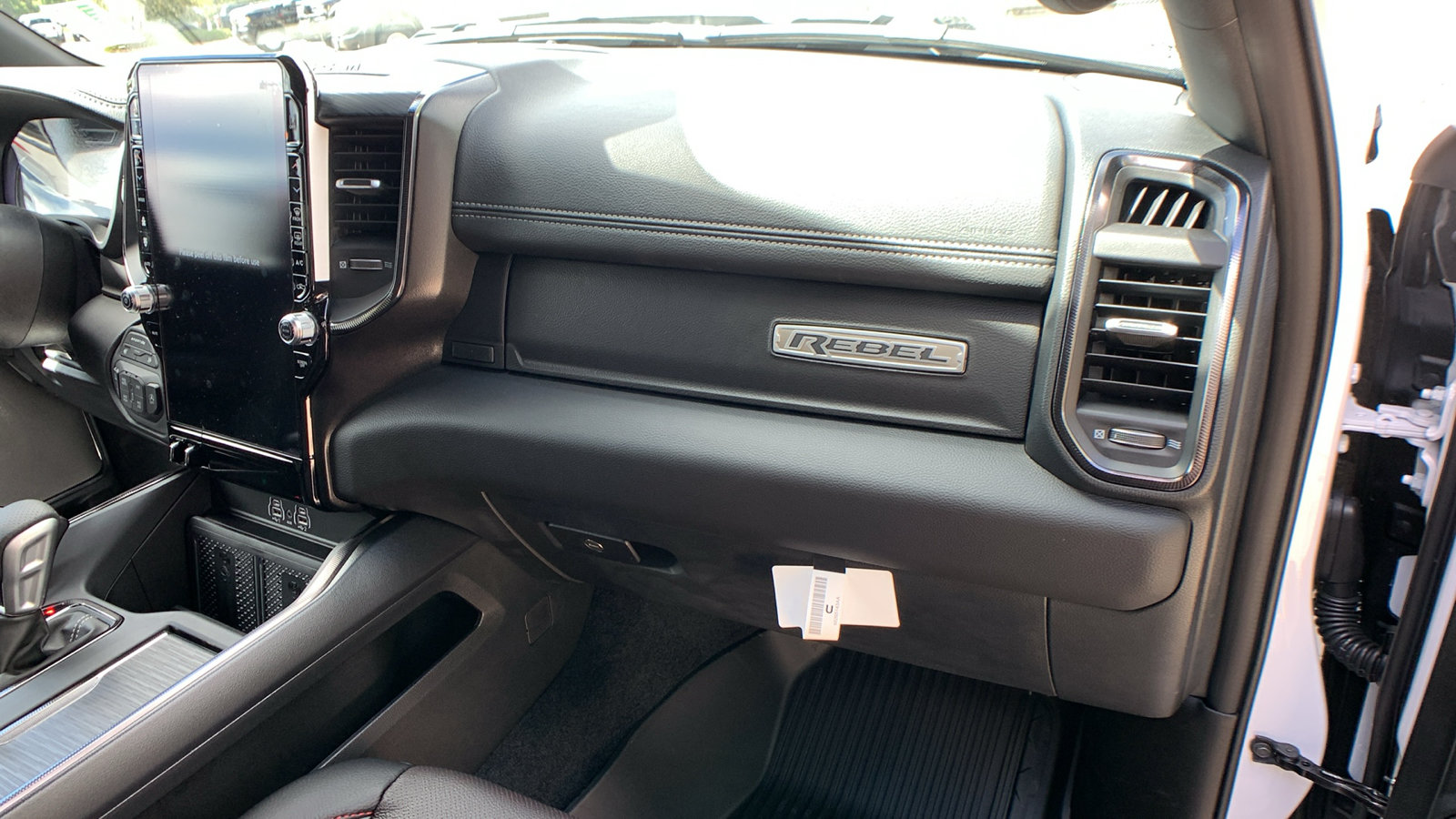 New 2027 RAM 1500 Rebel w/ Rebel Level 2 Equipment Group AWD/4WD image 39