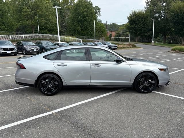 Certified 2024 Honda Accord Sport image 9