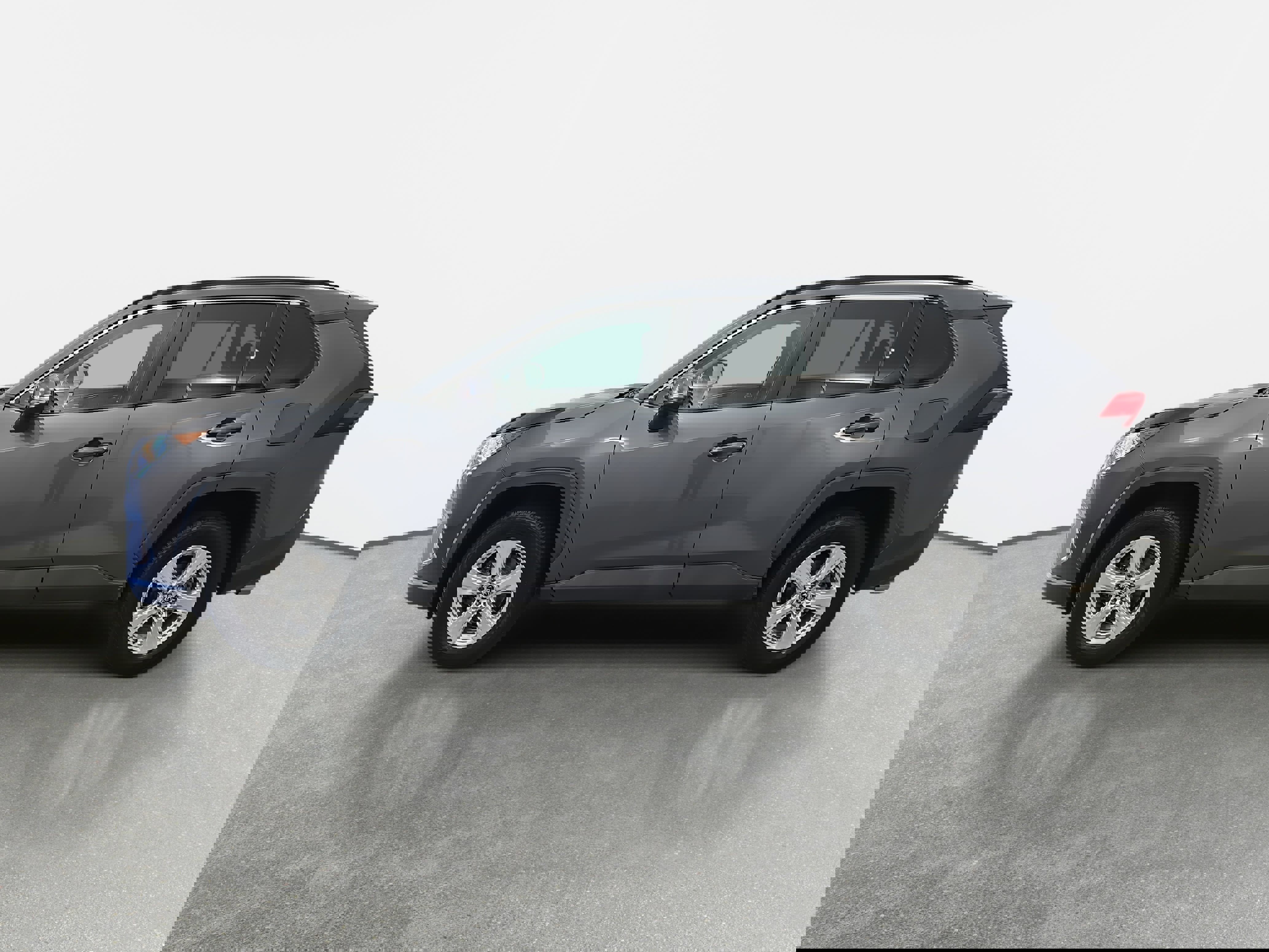 Used 2021 Toyota RAV4 XLE image 8