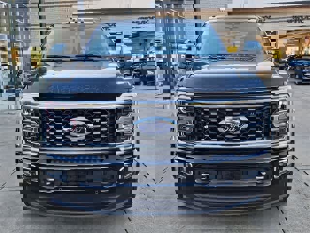 Used 2024 Ford F450 Limited w/ FX4 Off-Road Package image 3