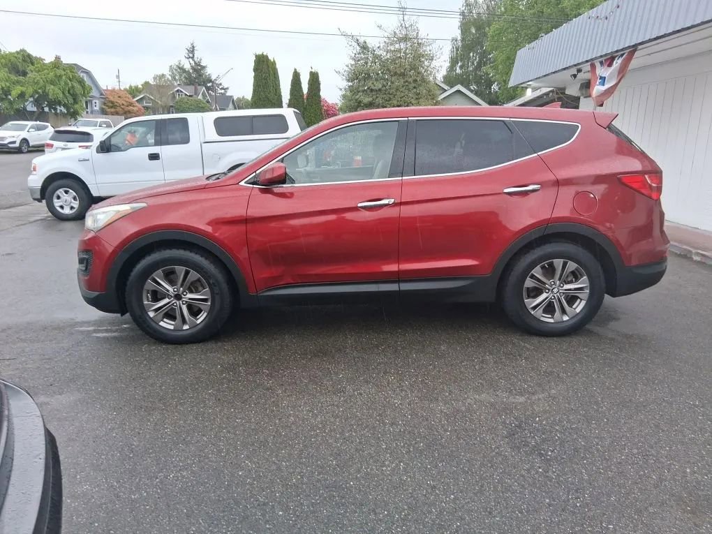 Used 2013 Hyundai Santa Fe Sport FWD image 4