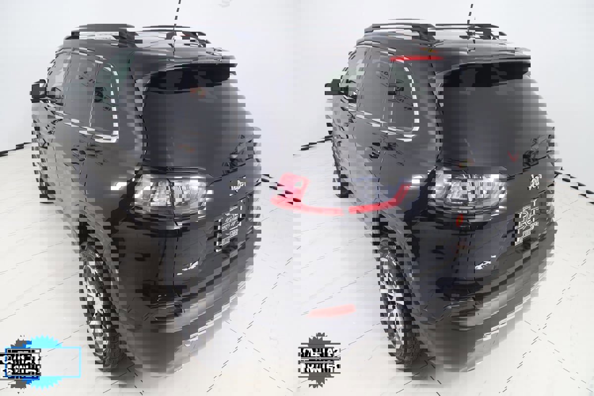 Used 2022 Jeep Cherokee Limited image 24