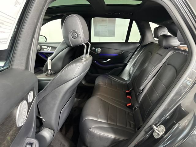 Used 2020 Mercedes-Benz GLC 300 4MATIC image 24
