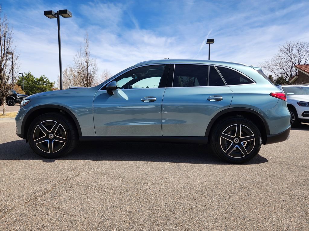 Used 2026 Mercedes-Benz GLC 300 4MATIC image 4