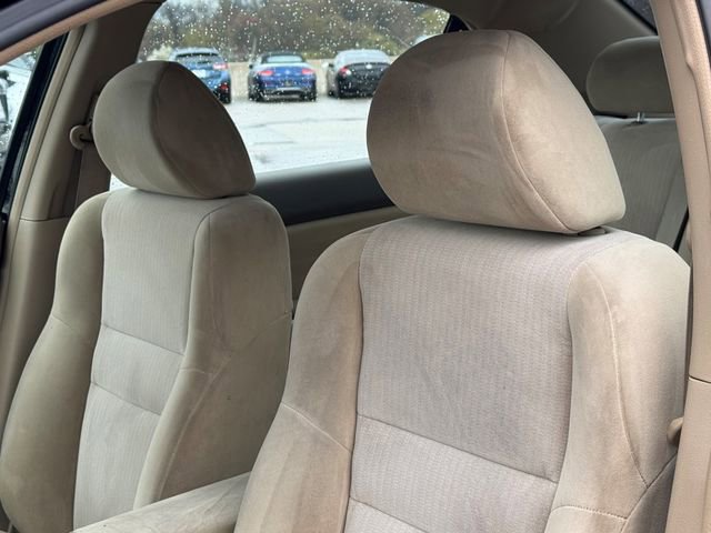 Used 2004 Honda Accord LX image 11