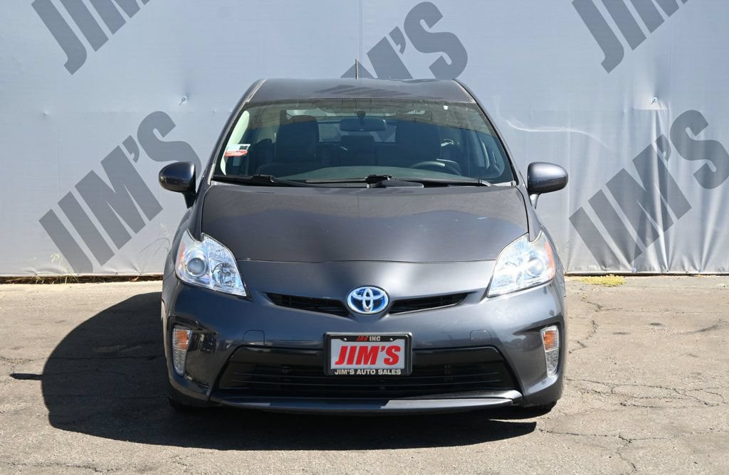 Used 2015 Toyota Prius Three FWD image 2