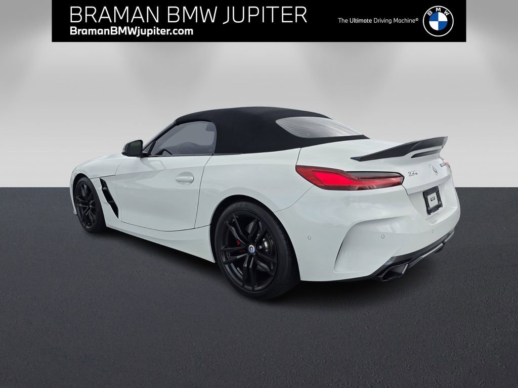 Certified 2022 BMW Z4 M40i w/ Premium Package image 7