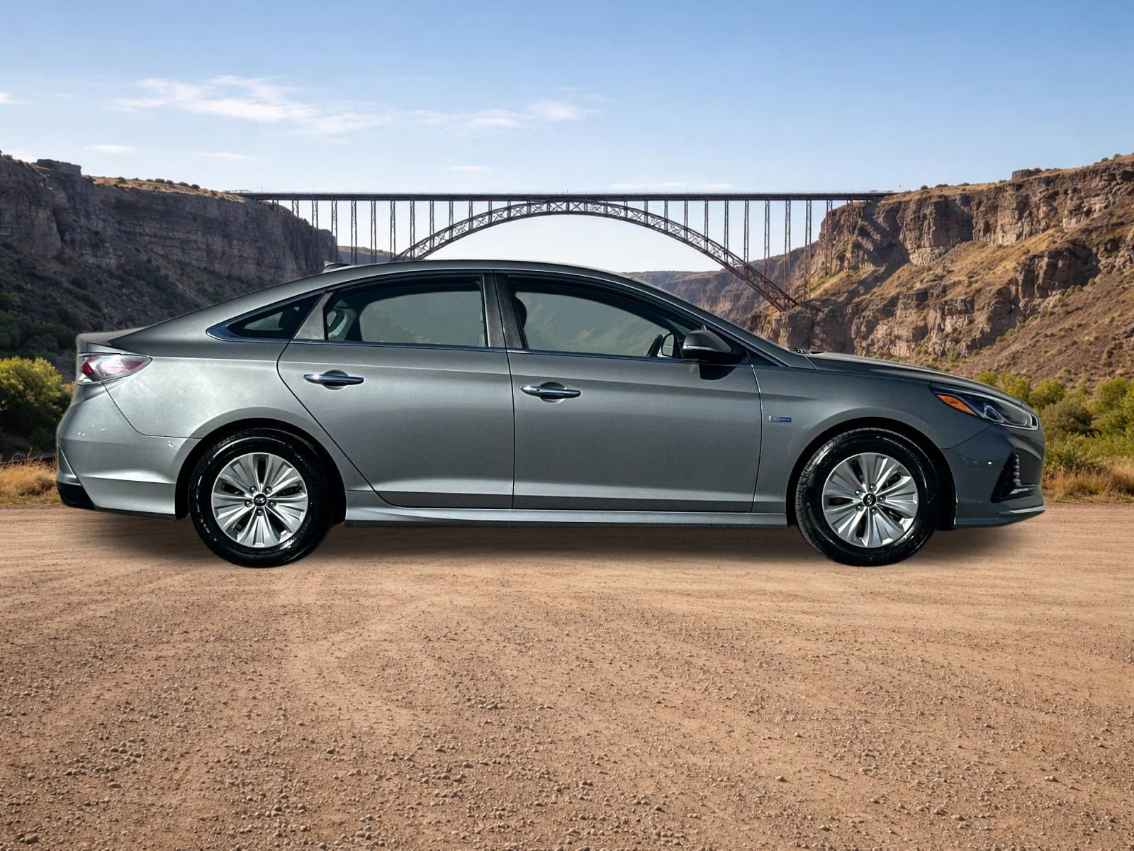 Used 2019 Hyundai Sonata SE image 2