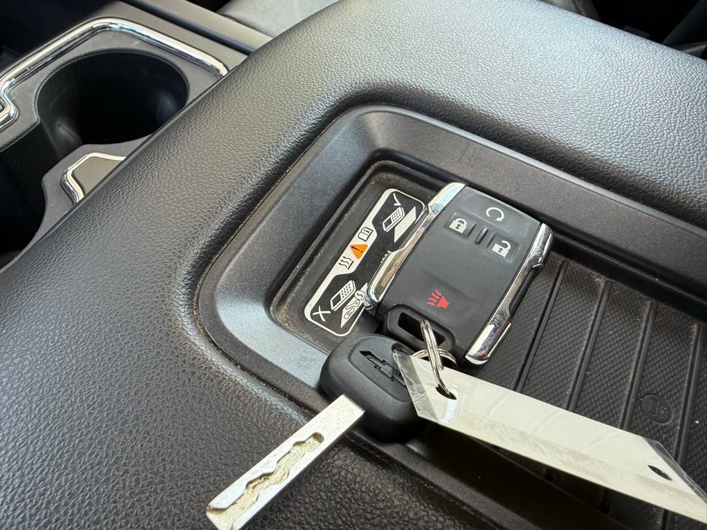 Used 2019 Chevrolet Silverado 2500 LTZ w/ LTZ Plus Package AWD/4WD image 14