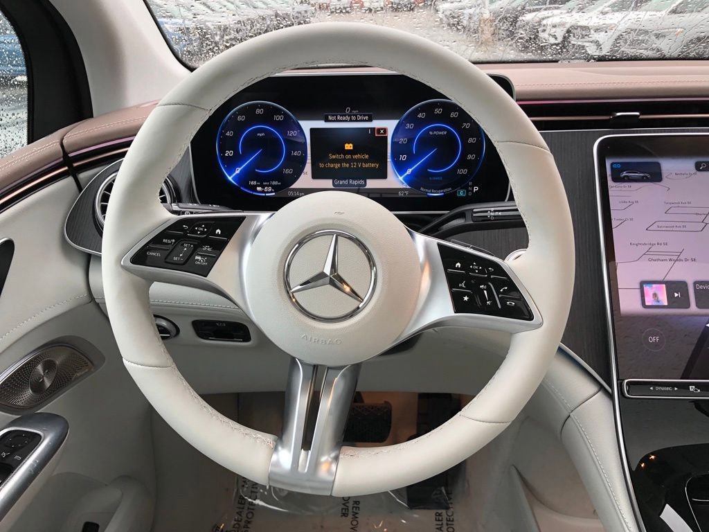New 2023 Mercedes-Benz EQE 500 4MATIC SUV image 11