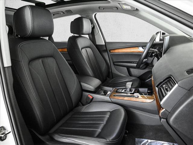 Used 2023 Audi Q5 2.0T Premium w/ Convenience Package image 22