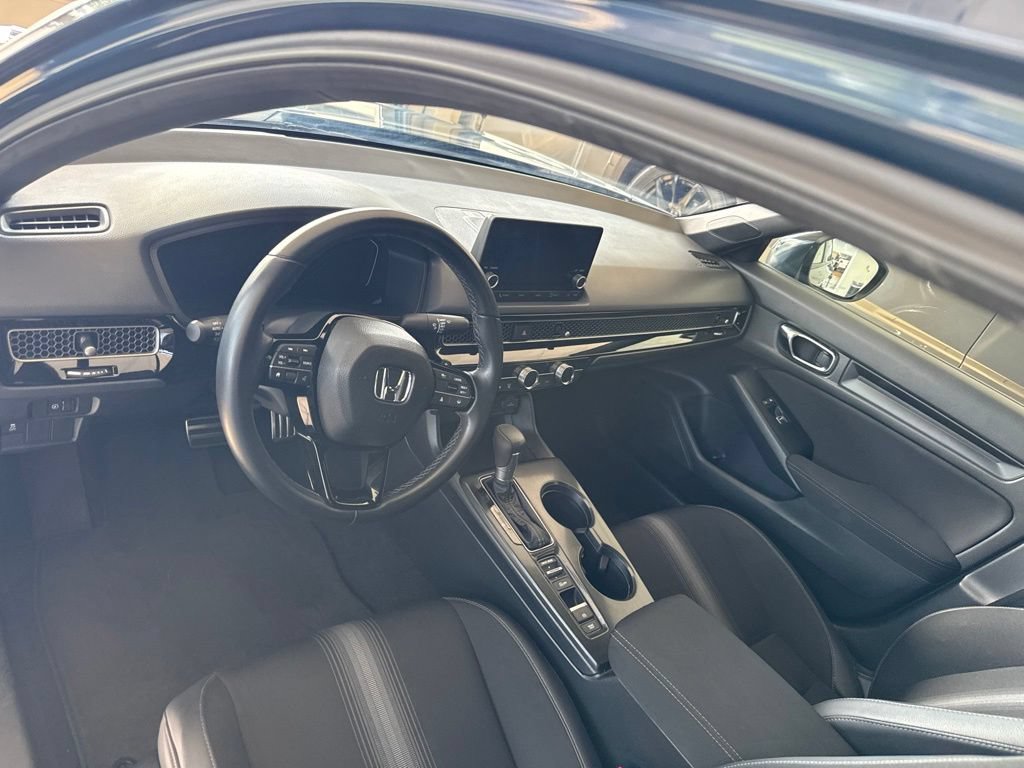 Used 2025 Honda Civic Sport image 18