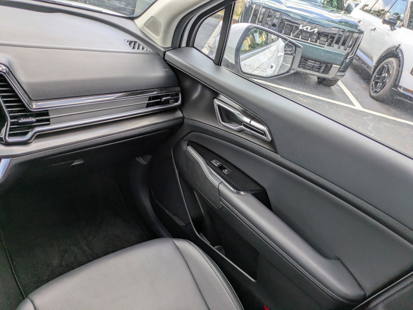 Certified 2023 Kia Sportage EX image 14